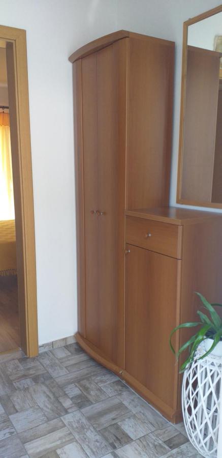 Relax In Crni Kal公寓 外观 照片